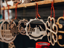 Charger l'image dans la galerie, Ornement de bois - Cathédrale Notre-Dame