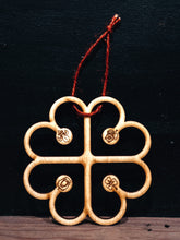 Charger l'image dans la galerie, Ornement de bois - Rosette de Montréal