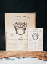 Charger l'image dans la galerie, post card carte postale monde souvenirs quebec poutine quebec gravy french fries cheese curds tee shirt poutine canada national dish meal plat national canada quebec montréal hand printed bigger wall framed artwork