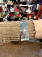 Charger l'image dans la galerie, bracelet fait main montreal quebec