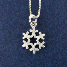 Charger l'image dans la galerie, Collier pendentif en argent - Flocon de neige