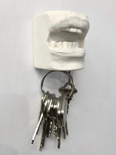 Charger l'image dans la galerie, Porte-clés magnétique mural - Montréal