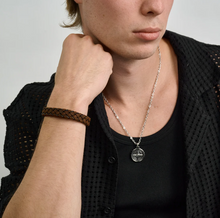Charger l&#39;image dans la galerie, Bracelet en cuir marron foncé 12 mm avec fermoir en acier
