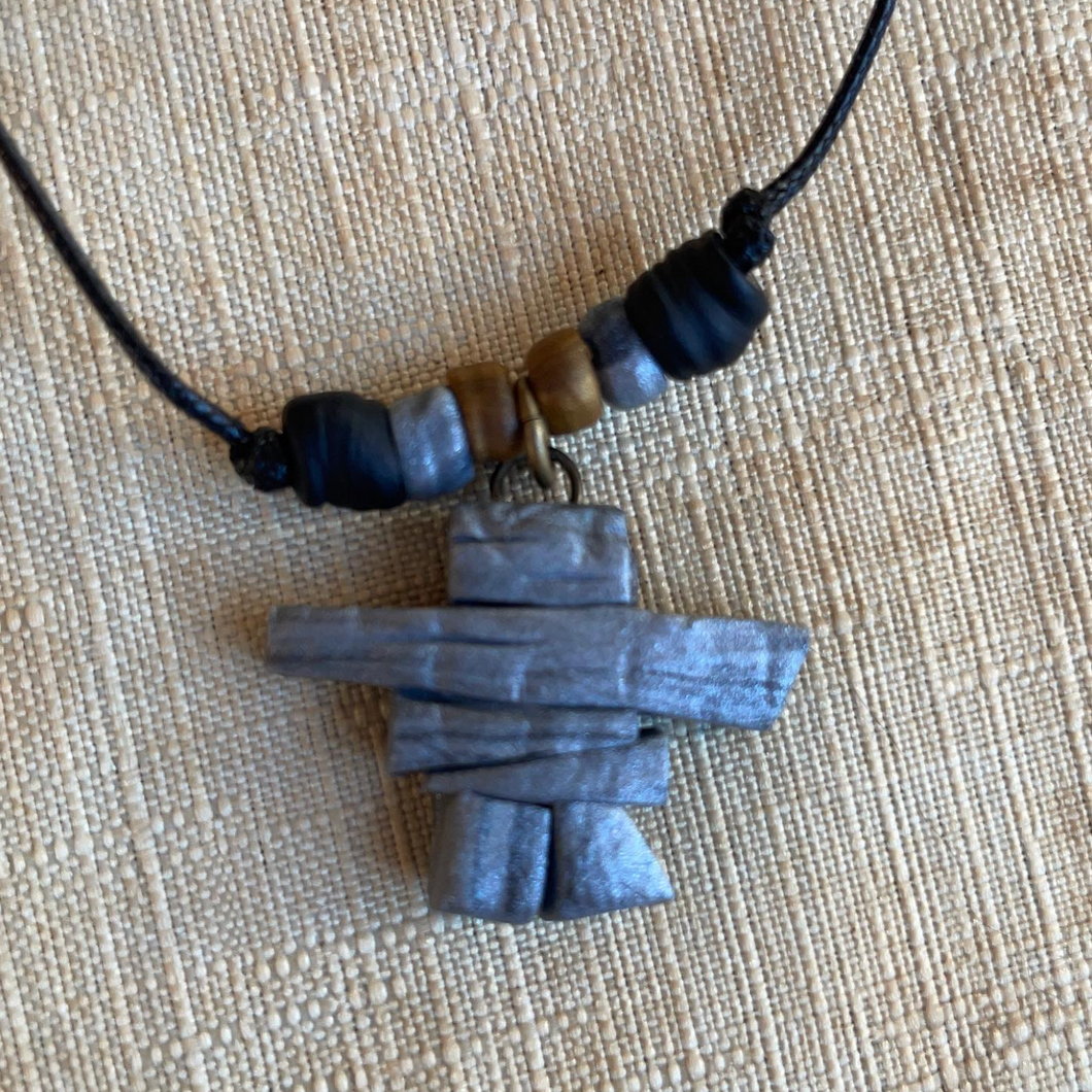 Collier pour enfant Inukshuk - Art Éli