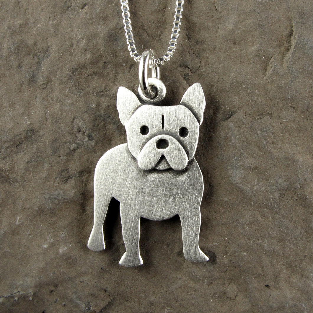 Collier pendentif chiens en argent - Bulldog